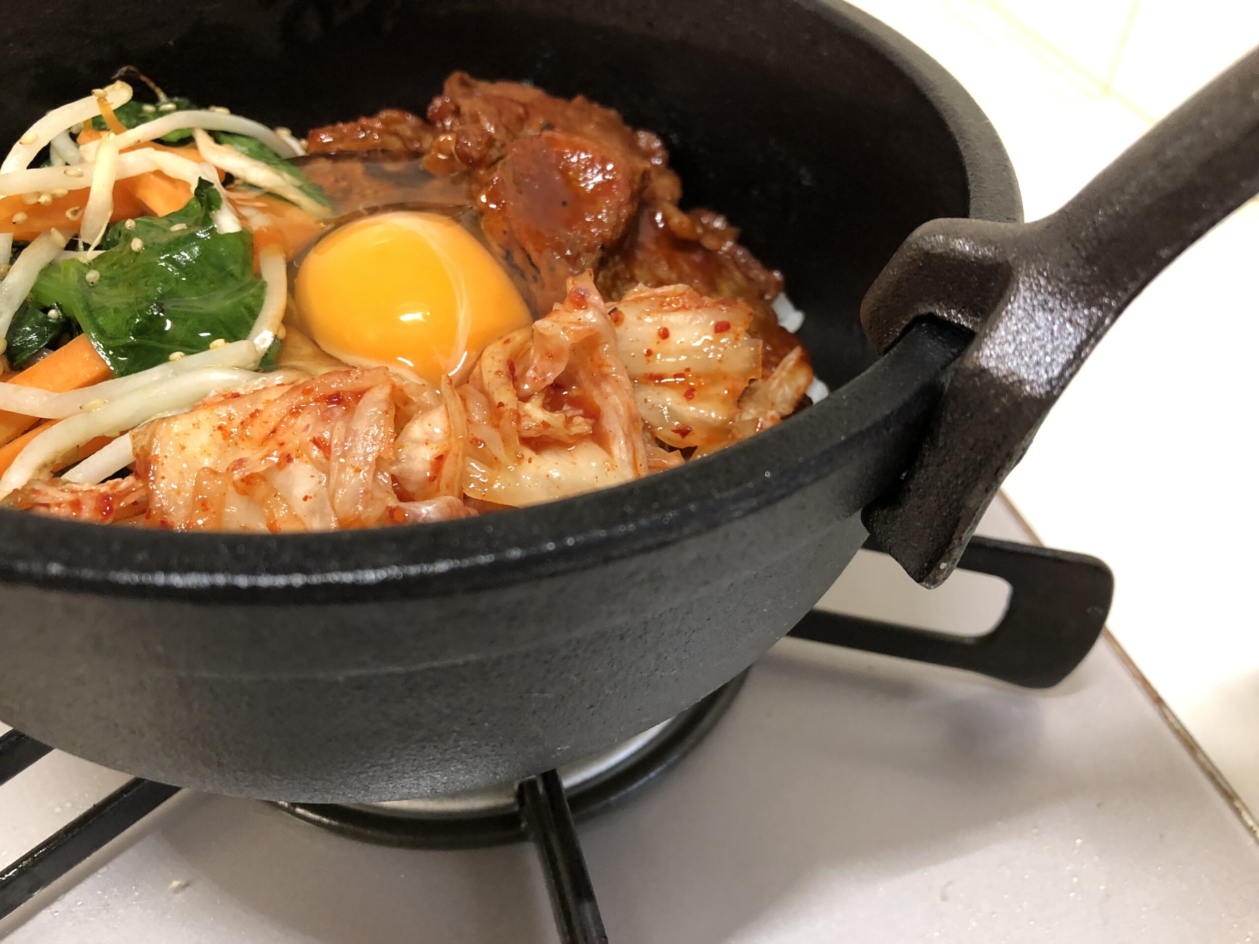 本格！】石焼きビビンバ器の使い方！おこげが美味しい石焼ビビンバのつくり方と歴史！ - Shiori's Diner